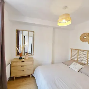 Le Saint Charles - T2 Hypercentre - Metro - Wifi Apartamento